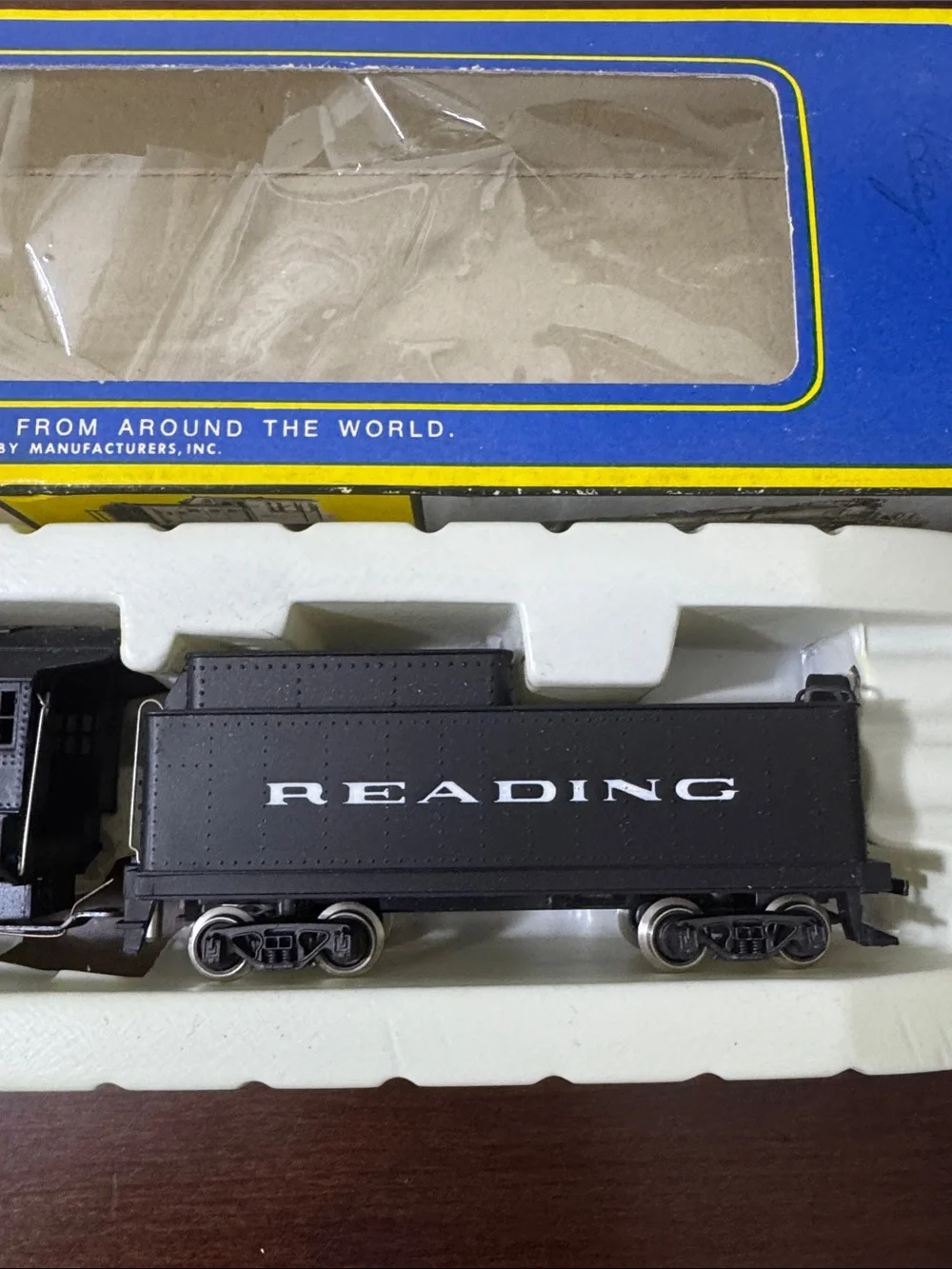 AHM Reading 0-8-0 Switcher HO Scale Steam Locomotive (New)